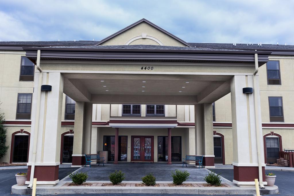 Super 8 By Wyndham High Point/Greensboro Kültér fotó